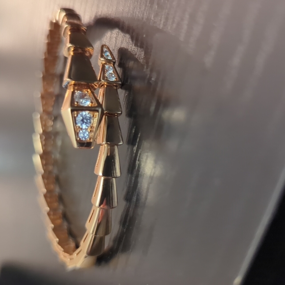 Serpent bangle - Picture 2 of 2